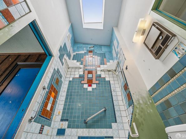 80 Bronte St, listing photo 42