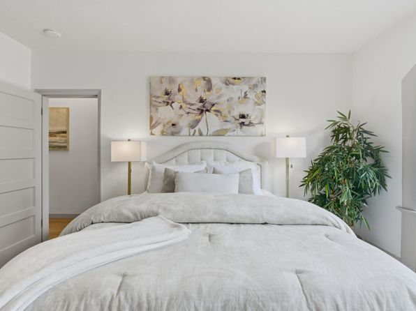 2011 Powell St, listing photo 23