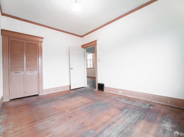 153 Madrid St, listing photo 32