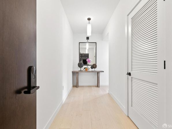 1598 Bay St Unit 104, listing photo 5