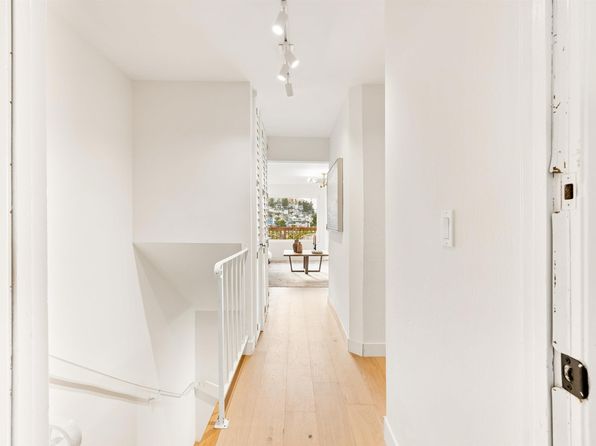 943 Clayton St, listing photo 6