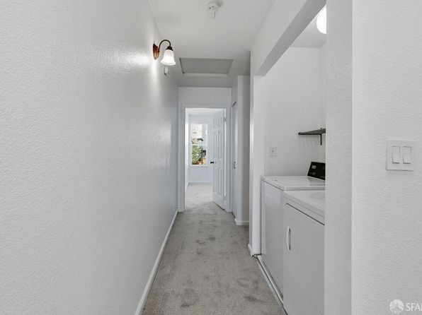 59 Kiska Road, listing photo 33