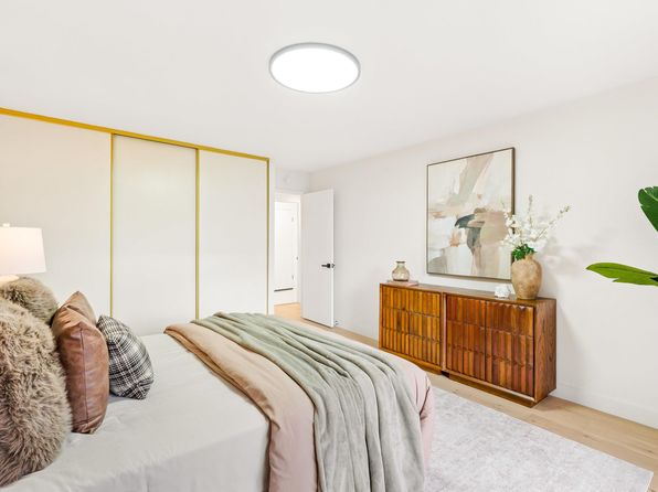 943 Clayton St, listing photo 44