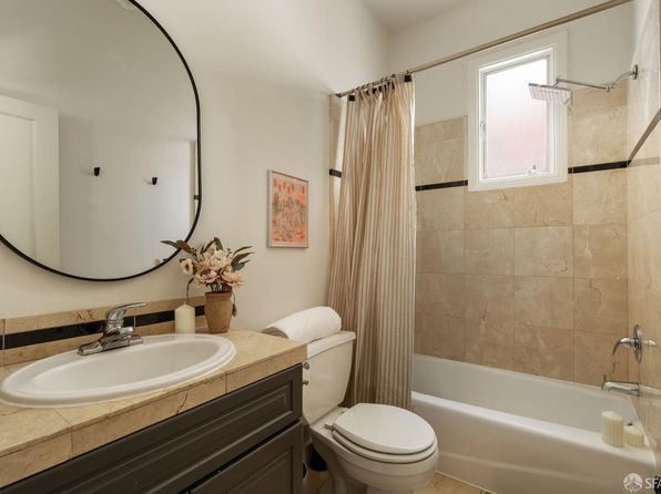 3631 Cesar Chavez St #A, listing photo 9