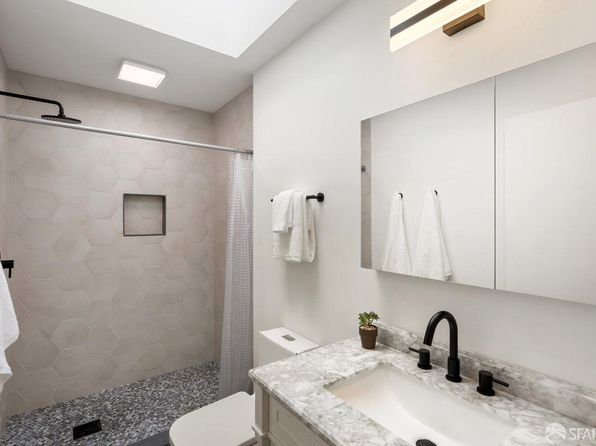130 Bridgeview Dr, listing photo 20