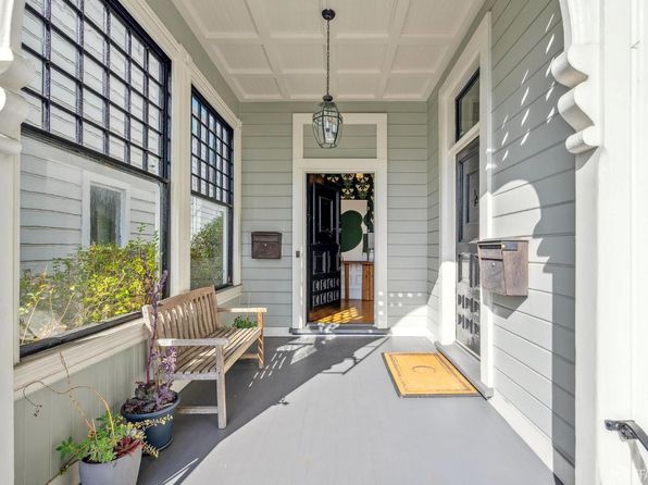2426 Pine St, listing photo 2