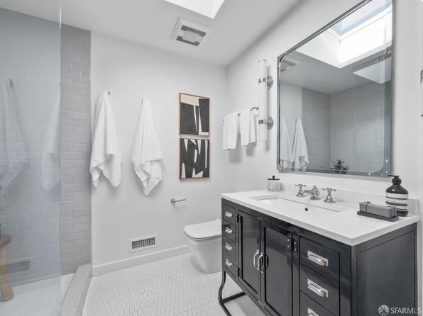 136 Bradford St, listing photo 12