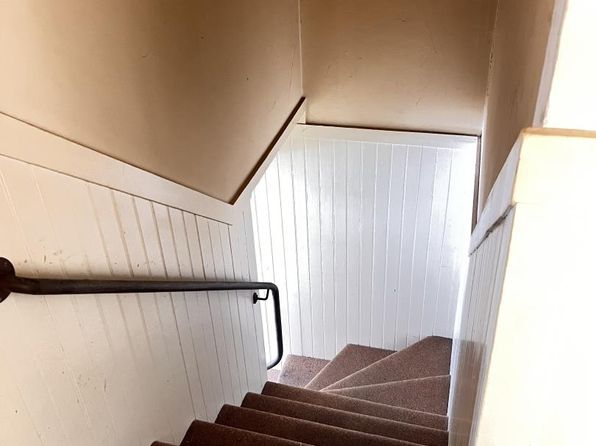 32 Laura St, listing photo 18