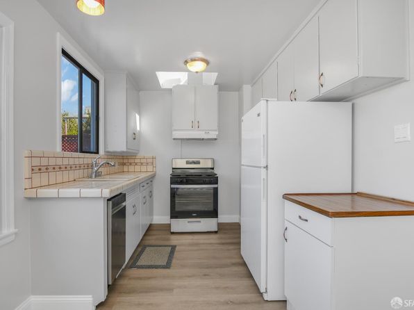 17 Lapham Way, listing photo 15