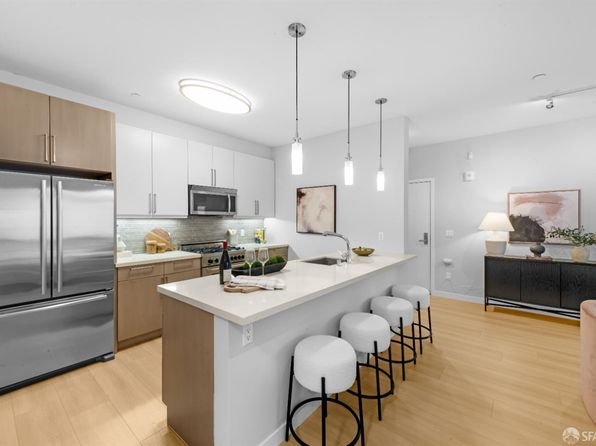 238 Olive St APT 302, listing photo 16