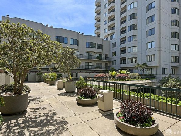 601 Van Ness Ave APT 67, listing photo 29