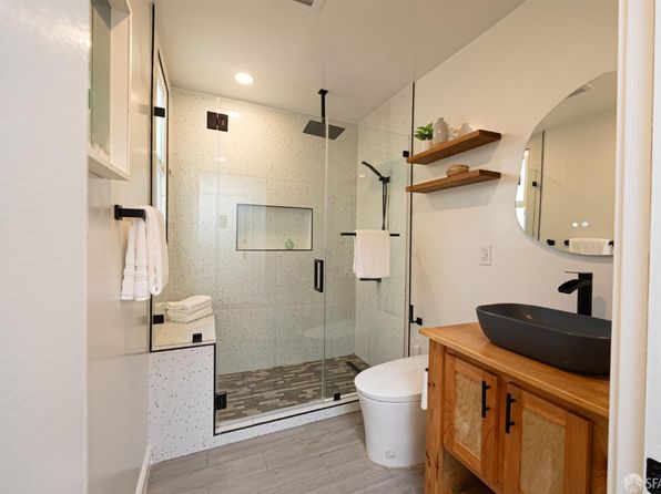 62 Bronte St, listing photo 16