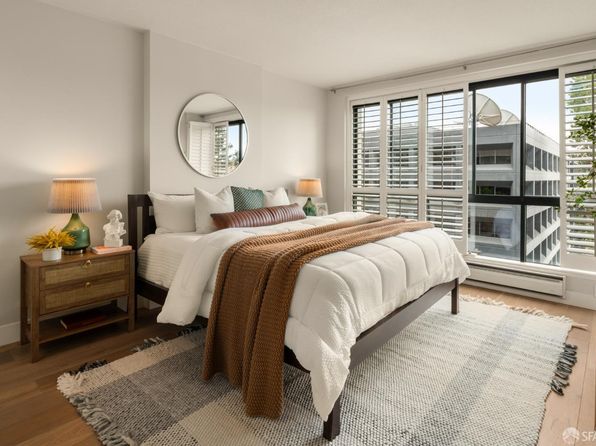 300 3rd St APT 816, listing photo 4