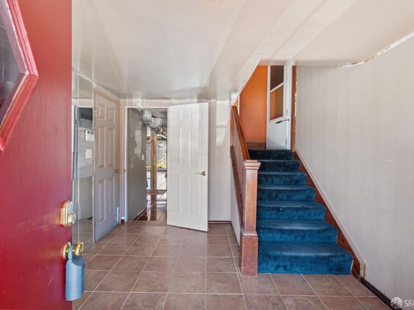 1224 Egbert Avenue, listing photo 5