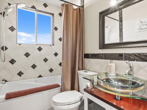 230 Curtis St, listing photo 31