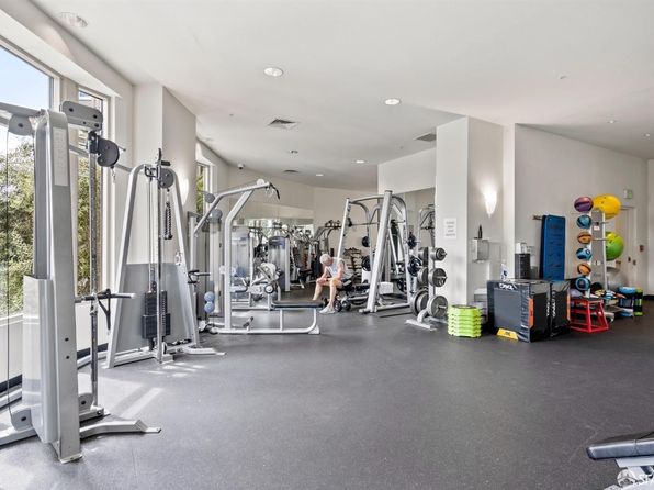 88 King St Unit 907, listing photo 40