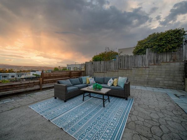 531 Head St, listing photo 47