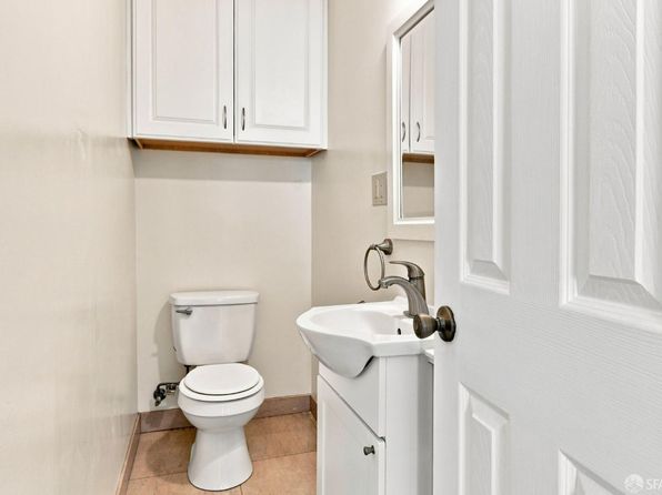 57 Cassandra Ct, listing photo 15