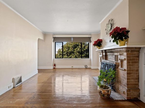 631 London St, listing photo 9