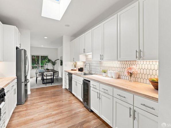 216 Putnam St, listing photo 5