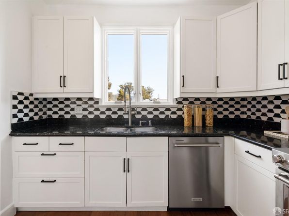 141 Porter St, listing photo 9
