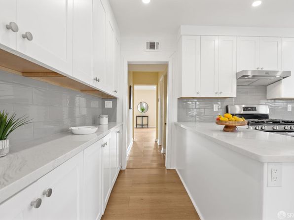 435 Wilde Ave, listing photo 9