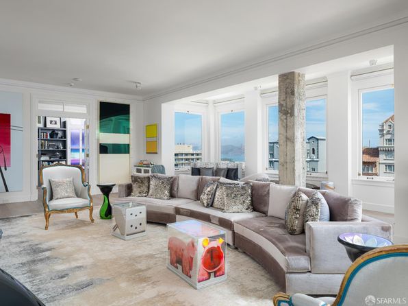 Listing photo of 1940 Broadway St #6
