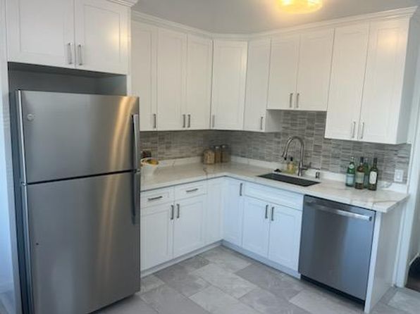 151 Sweeny St, listing photo 4