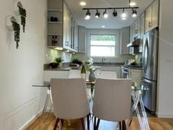 243 Molimo Dr, listing photo 7
