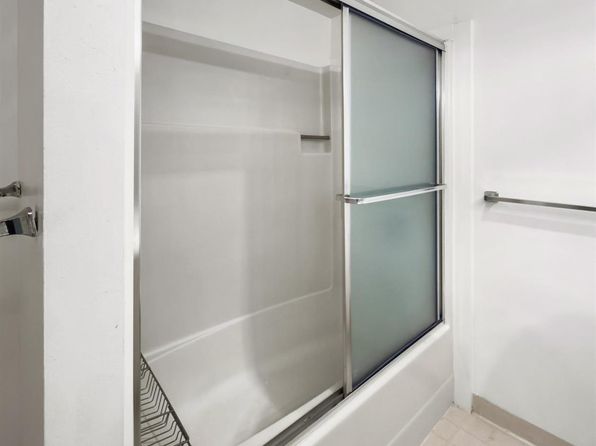 601 Van Ness Ave APT 71, listing photo 19