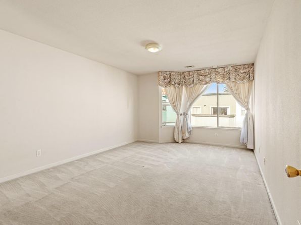 1383 Bacon St, listing photo 33
