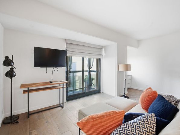 1 Daniel Burnham Ct APT 307, listing photo 7