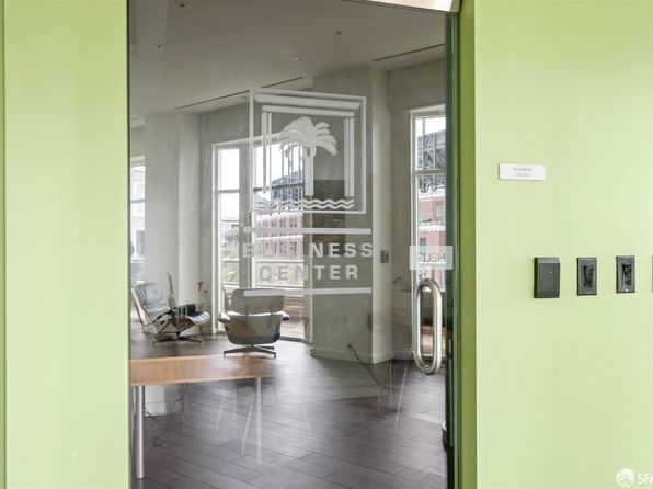 88 King St Unit 907, listing photo 31