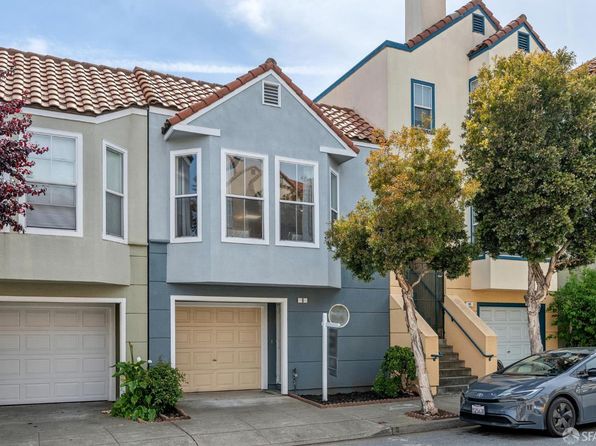 9 Lydia Ave, listing photo 1