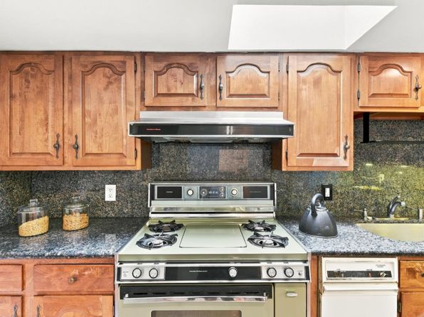 Undisclosed address, listing photo 11