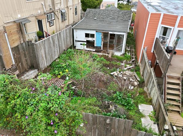 107 Dwight St, listing photo 19
