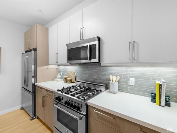 238 Olive St APT 302, listing photo 23