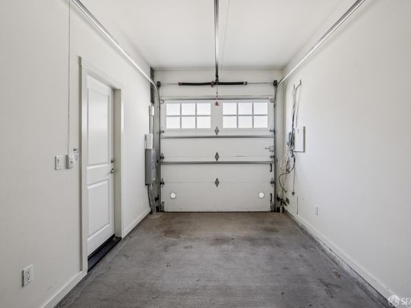 1344 Eddy St, listing photo 21