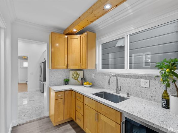 120 7th Ave, listing photo 39