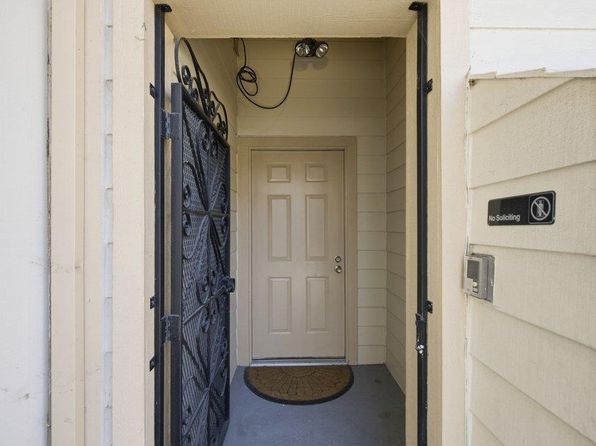 10 Hillview Ct, listing photo 6