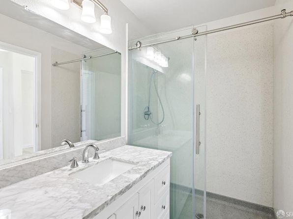 810 Red Leaf Ct, listing photo 15