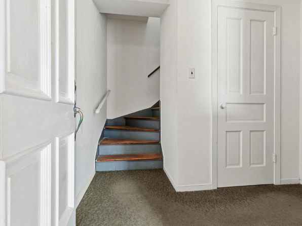 3838 Lawton St, listing photo 4