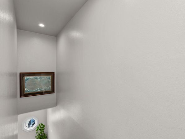 230 Curtis St, listing photo 33