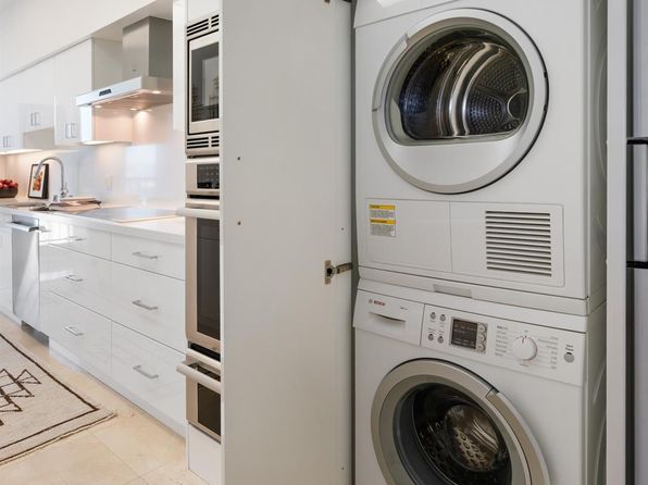 10 Miller Pl APT 2200, listing photo 18