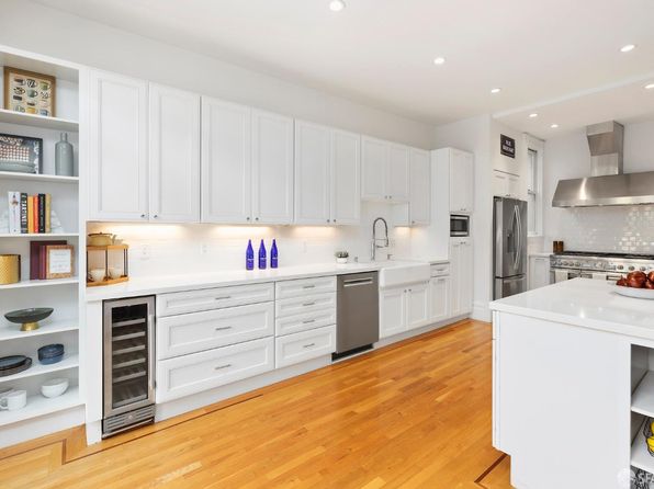 141 2nd Ave, listing photo 9