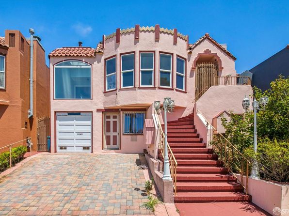 77 Benton Ave, listing photo 1