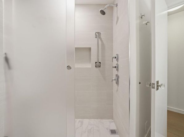 1 Daniel Burnham Ct APT 307, listing photo 14