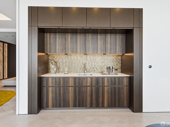 181 Fremont St #Penthouse 70, listing photo 23