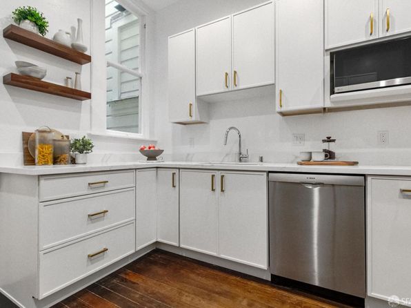 525 Baker St, listing photo 34