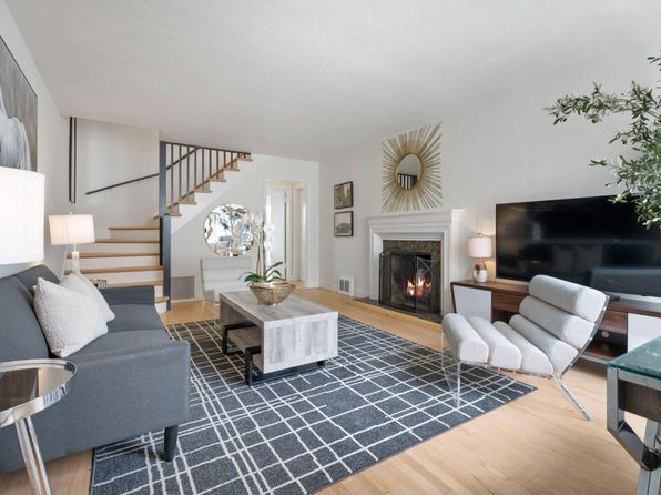 757 Rolph St, listing photo 5